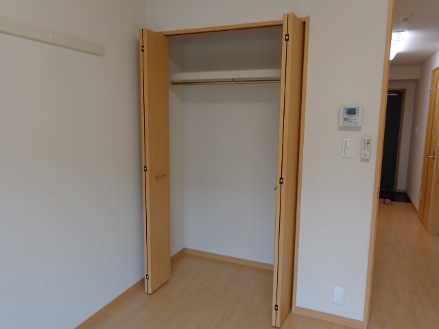 収納　クローゼット