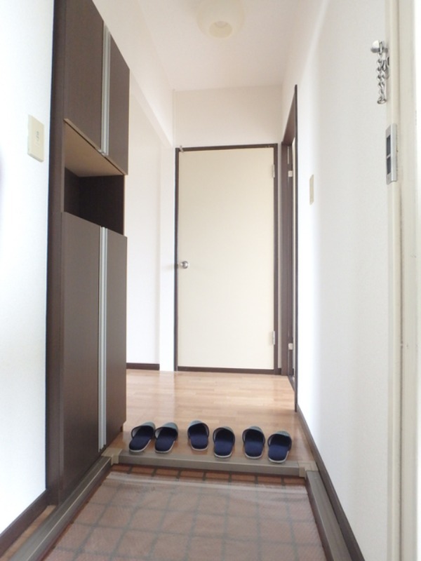 玄関　図面と現状に相違がある場合には現状を優先