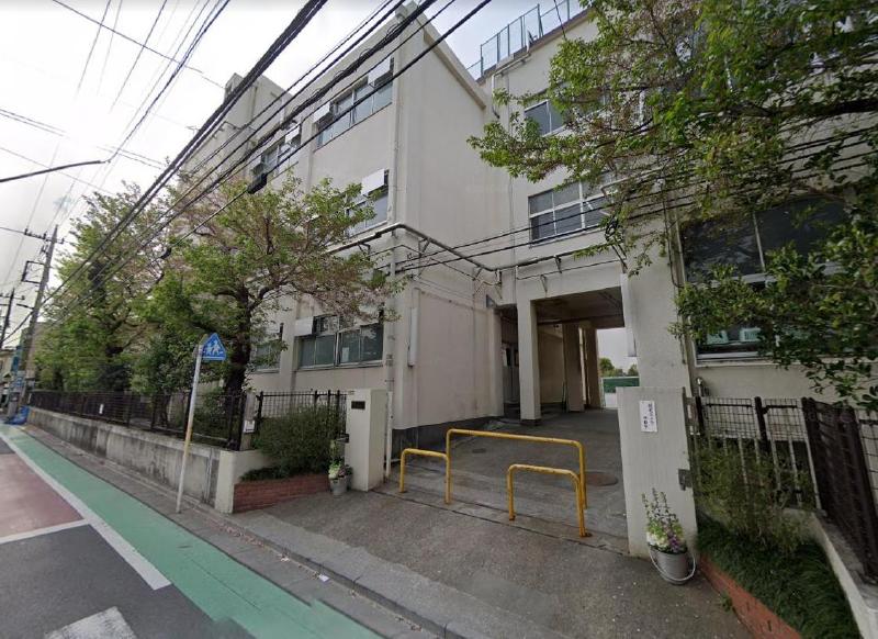 小学校　足立区立栗島小学校（小学校）まで200m