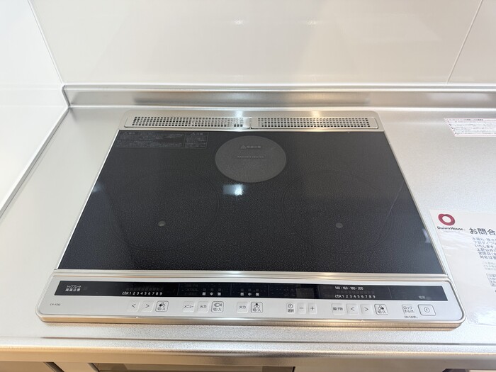 玄関　IHクッキングヒーター