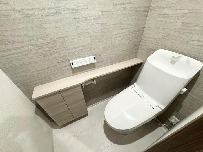 トイレ　トイレ