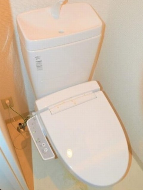 トイレ　シャワートイレ