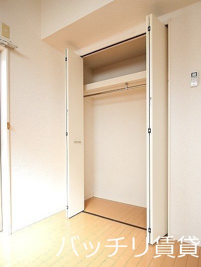 収納　別号室タイプの為、現状を優先致します。