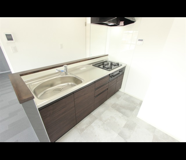 キッチン　写真はイメージです。色仕様は現況優先になります。