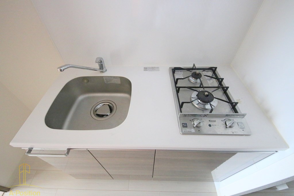 キッチン　プレサンス大手前ピリオド