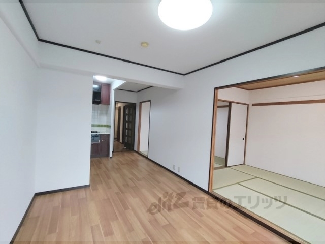 居室・リビング　リビング