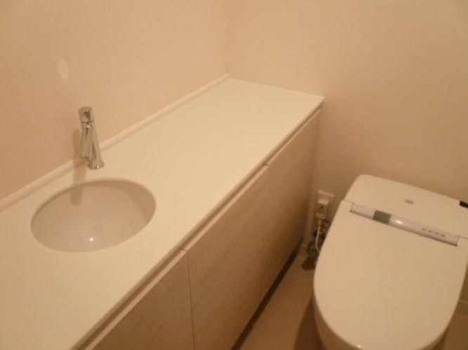 トイレ　別部屋参考写真