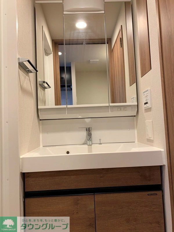 洗面設備　収納