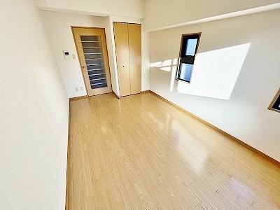 居室・リビング　★洋室7帖★