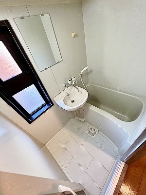 バス・シャワールーム　★洗濯機置き場★