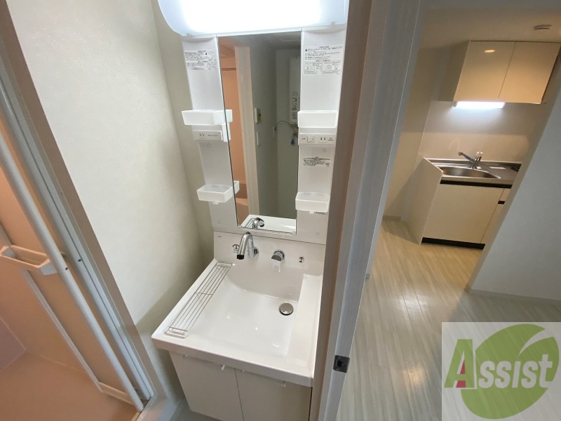 洗面設備　シャンプードレッサーで身支度もラクラクです！