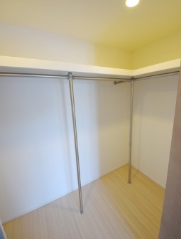 収納　ウォークインクローゼット