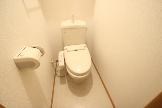 トイレ　※別部屋の写真です