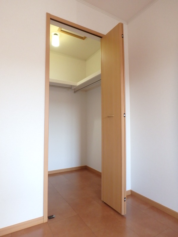 収納　図面と現状に相違がある場合には現状を優先