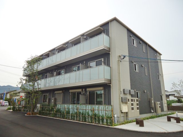 建物外観　ガーデンズ多治米C棟・鉄骨造