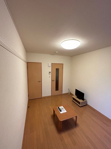 その他部屋・スペース　広くて明るい寝室