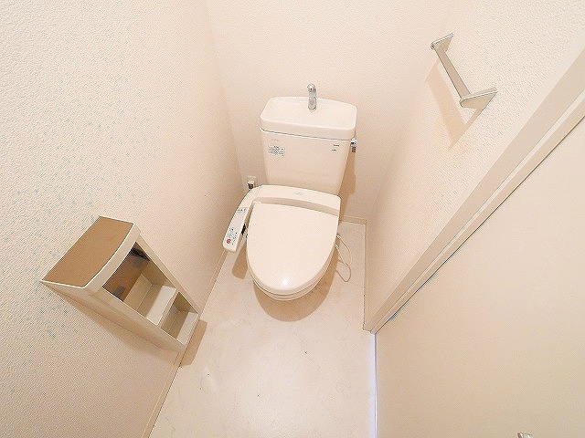 トイレ　トイレもきれいです