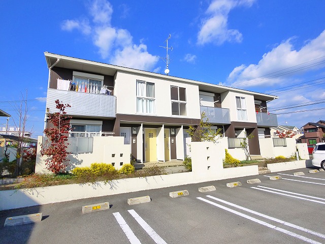 建物外観　キレイな外観です。