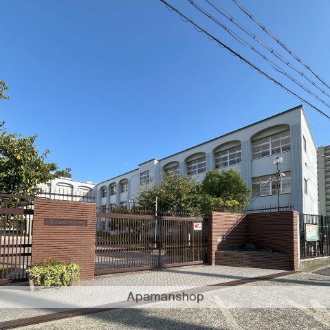 中学校　文の里中学校（中学校）まで319m