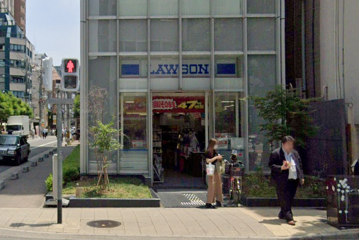 コンビニ　ローソン 瓦町一丁目店（コンビニ）まで90m