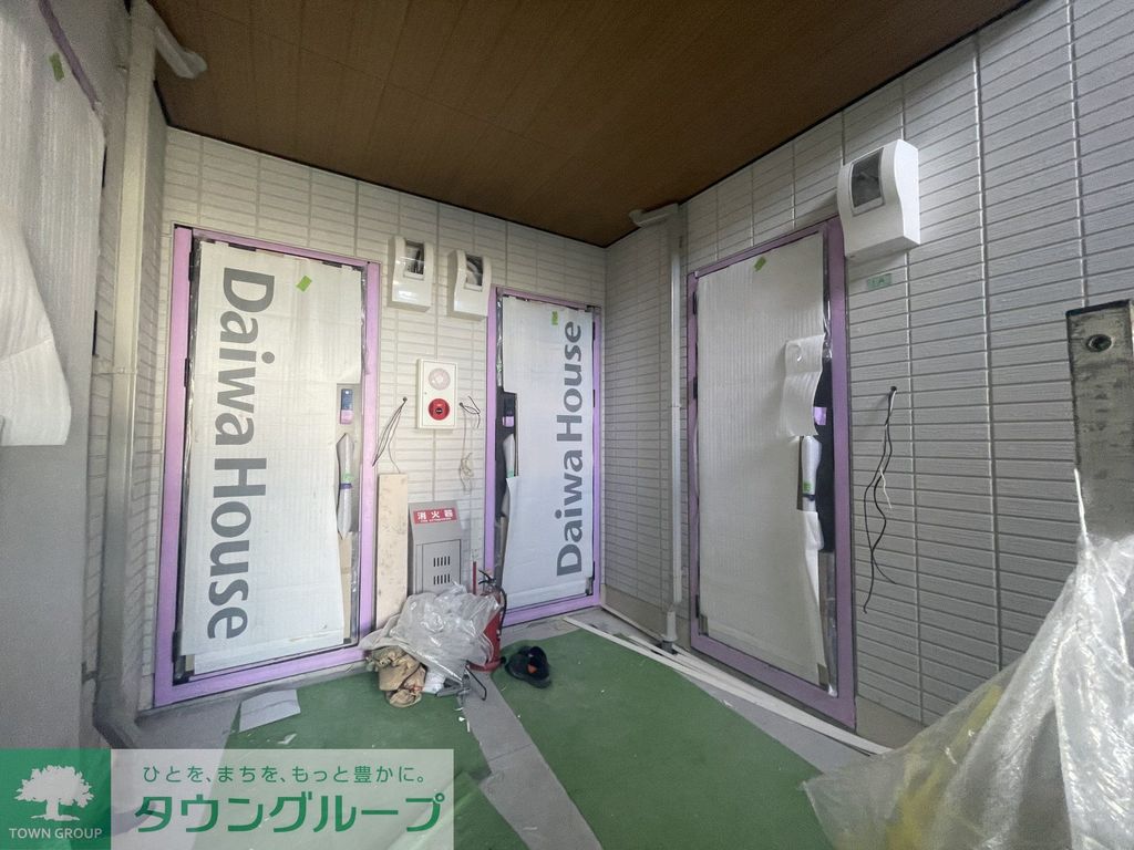 エントランス　エントランス