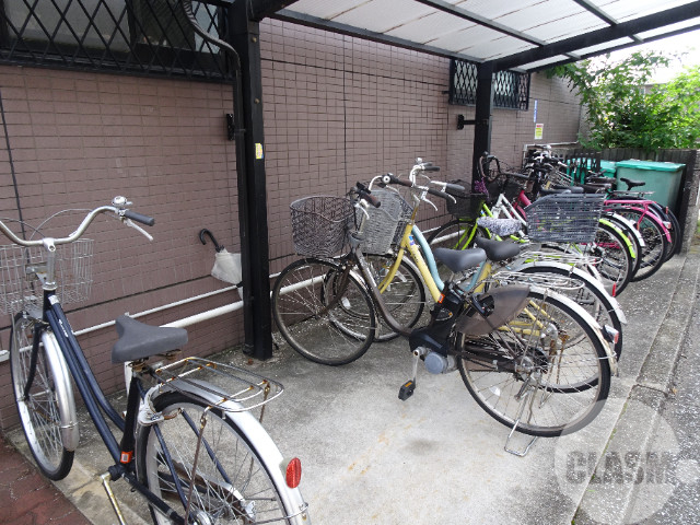 その他共有部分　屋根付き駐輪場