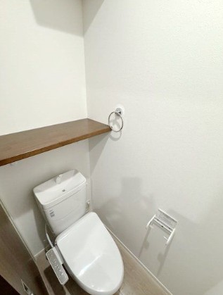 トイレ　※別部屋参考写真
