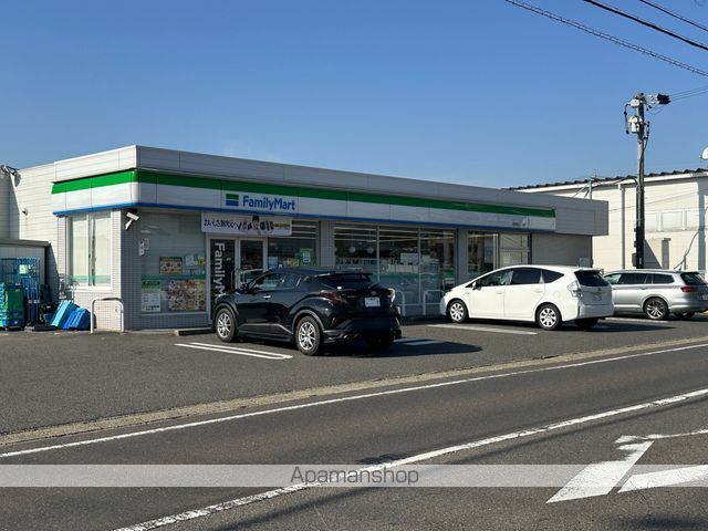 コンビニ　ファミリーマート各務原三ツ池店（コンビニ）まで592m