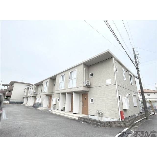 エントランス　建物外観