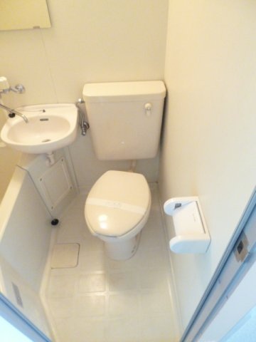 トイレ　※別部屋参考写真