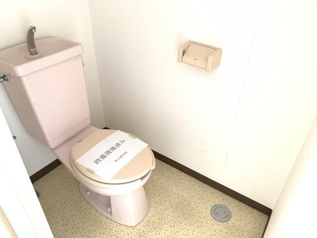 トイレ　ゆったりとした空間のトイレです