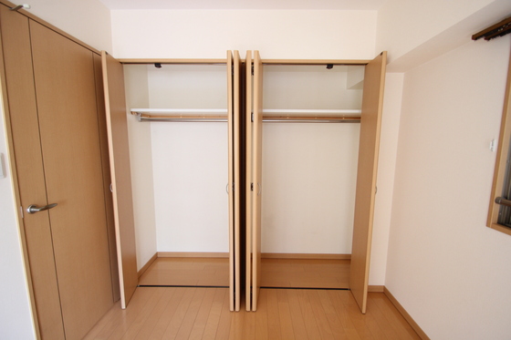 収納　※別号室の写真です。