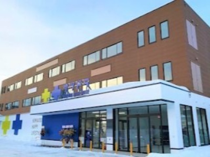 ドラックストア　サツドラ北12条店（ドラッグストア）まで632m