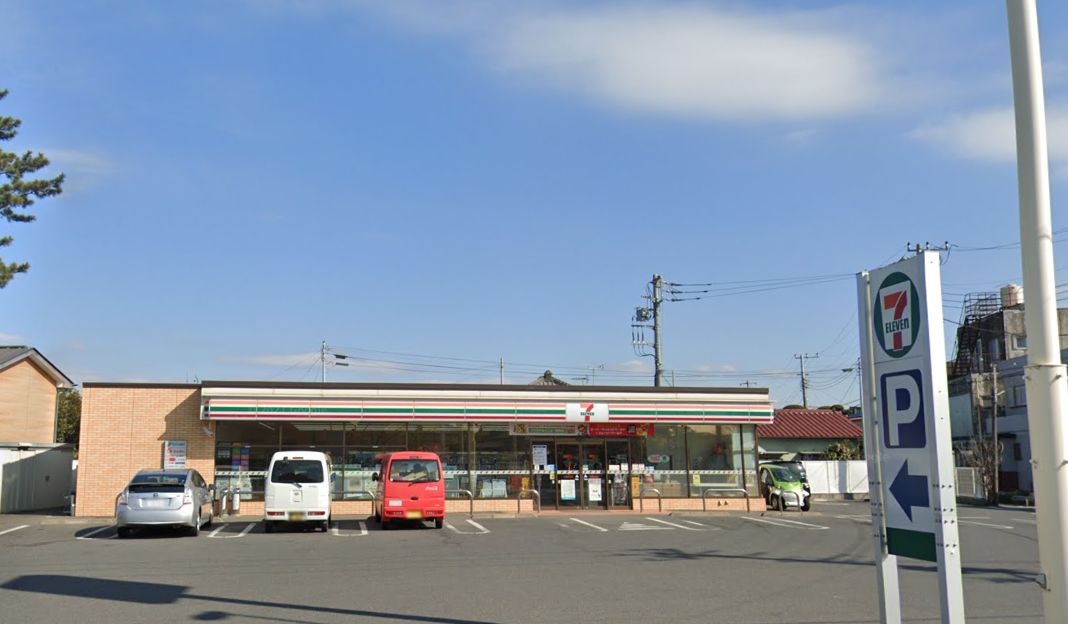 コンビニ　セブンイレブン 木更津高柳3丁目店（コンビニ）まで758m