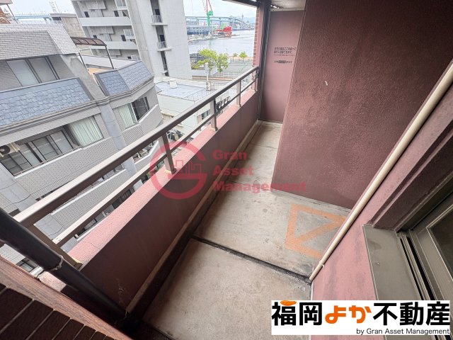 バルコニー　広々としたバルコニーです