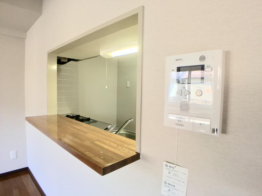 その他　カウンターキッチンで料理を作りながら見渡せます。
