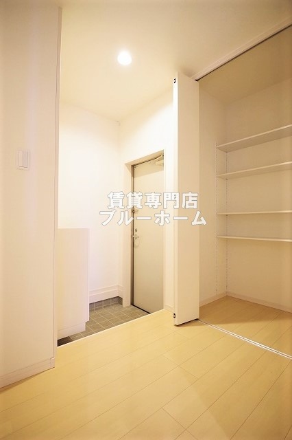 玄関　広々とした玄関！