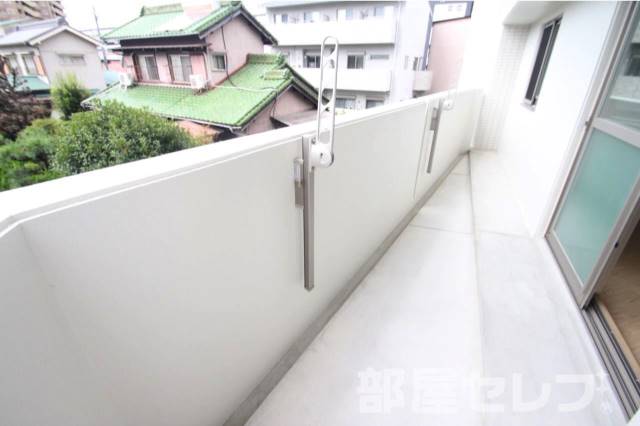 バルコニー　※２０１号室の写真を流用しています。
