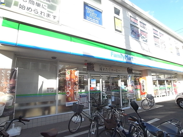 コンビニ　ファミリーマートひばりヶ丘駅北店（コンビニ）まで541m
