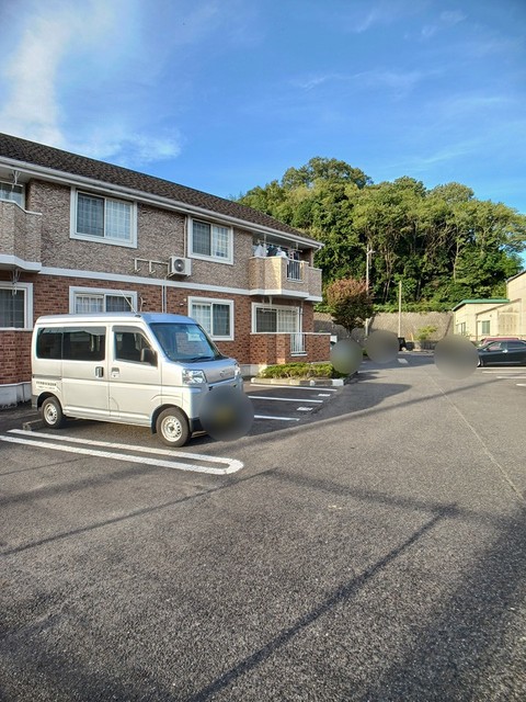 駐車場　駐車場