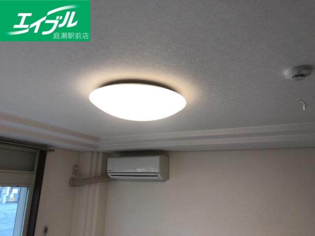 その他設備　照明器具