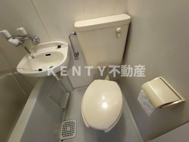 トイレ　コンパクトで使いやすいトイレです