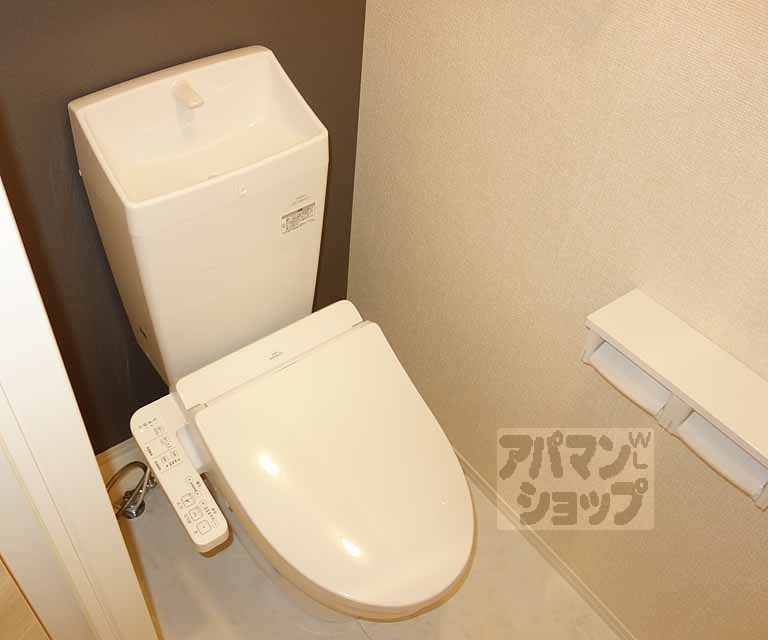 トイレ　１０３号室の写真です。