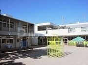 幼稚園・保育園　小岩みどり保育園（幼稚園・保育園）まで260m