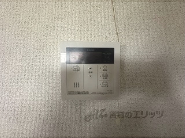 その他設備　給湯器リモコン