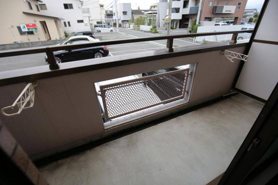 バルコニー　バルコニー