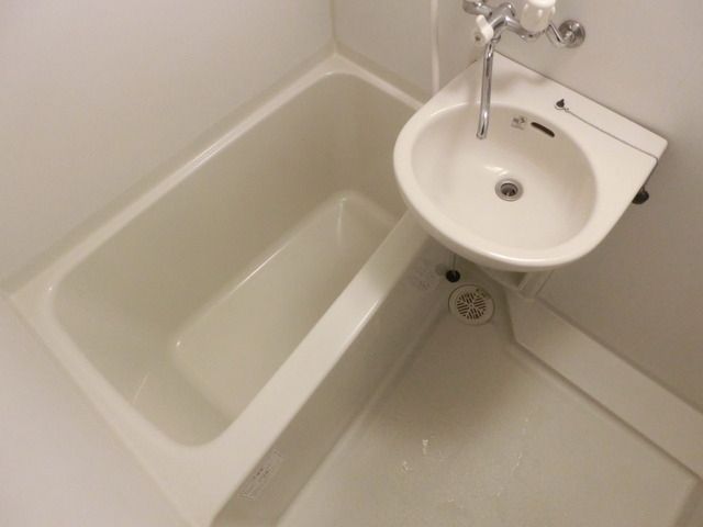 バス・シャワールーム　NULL