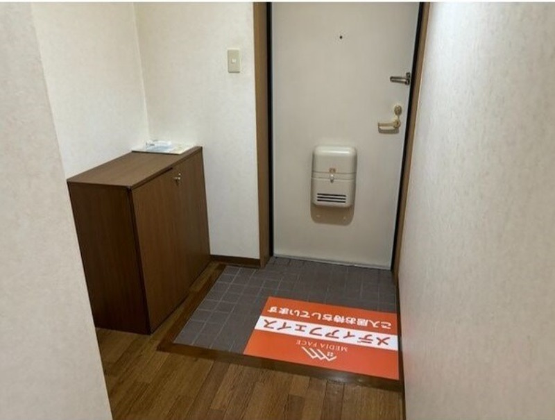 玄関　図面と現状に相違がある場合には現状を優先