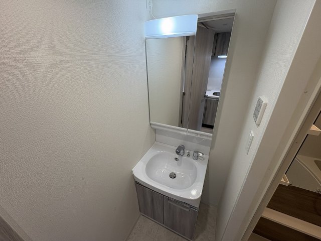 洗面設備　モデル