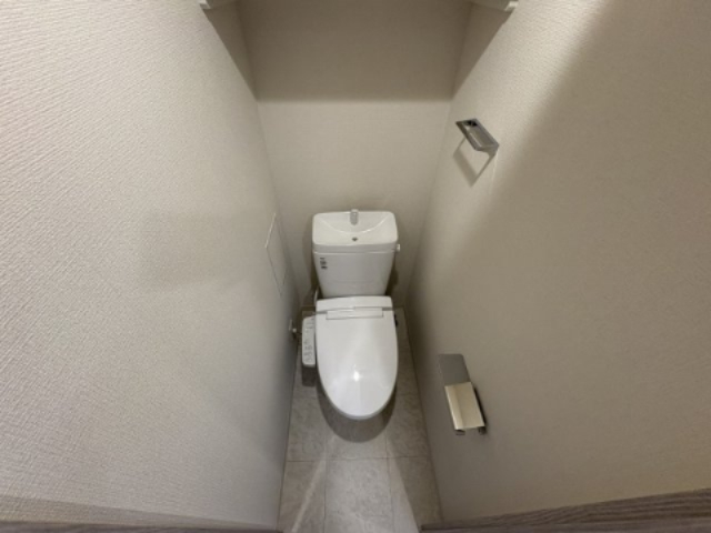 トイレ　モデル